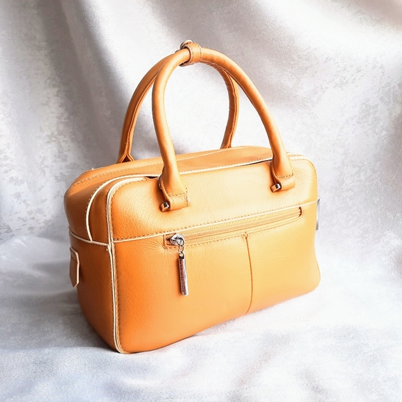 Mustard color genuine leather purse - Picture 4 of 4